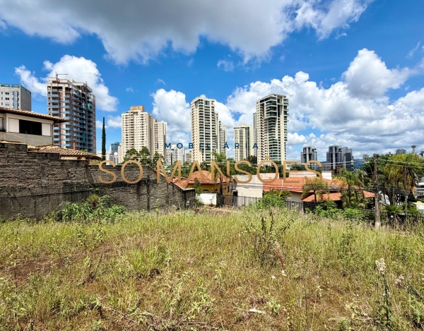 LOTE DE 998M² À VENDA NO BELVEDERE – VISTA DEFINITIVA E 40M DE FRENTE.