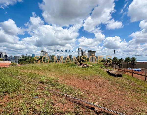 LOTE DE 998M² À VENDA NO BELVEDERE – VISTA DEFINITIVA E 40M DE FRENTE.
