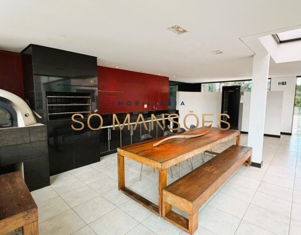 APARTAMENTO DE 226M² À VENDA NO BELVEDERE – ANDAR ALTO, VISTA DEFINITIVA E 4 VAGAS.