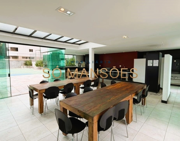 APARTAMENTO DE 226M² À VENDA NO BELVEDERE – ANDAR ALTO, VISTA DEFINITIVA E 4 VAGAS.