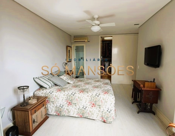 APARTAMENTO DE 226M² À VENDA NO BELVEDERE – ANDAR ALTO, VISTA DEFINITIVA E 4 VAGAS.