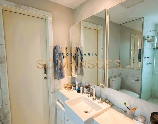 APARTAMENTO DE 226M² À VENDA NO BELVEDERE – ANDAR ALTO, VISTA DEFINITIVA E 4 VAGAS.