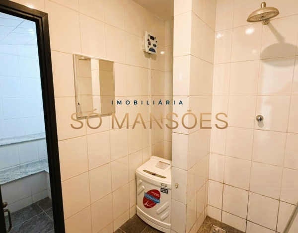 APARTAMENTO DE 226M² À VENDA NO BELVEDERE – ANDAR ALTO, VISTA DEFINITIVA E 4 VAGAS.