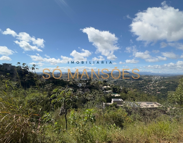 LOTE DE 3.456M² À VENDA NO CONDOMÍNIO RIVIERA – VISTA DEFINITIVA E AMPLA FRENTE.