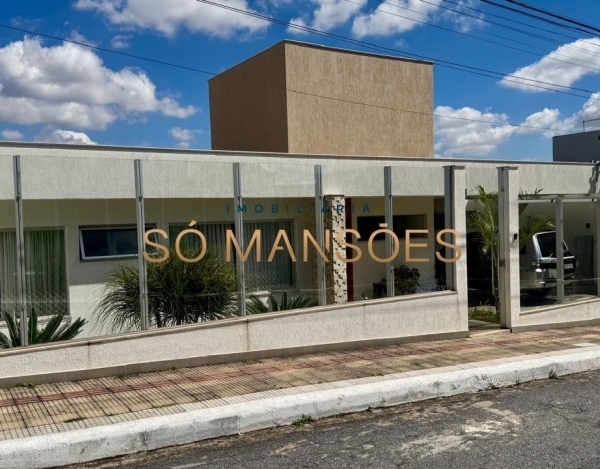 CASA DE 400M² À VENDA NO CONDOMÍNIO VILA SOGNO.