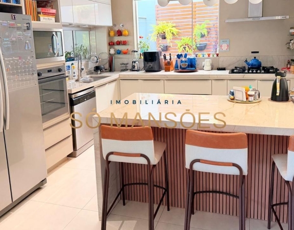 CASA DE 400M² À VENDA NO CONDOMÍNIO VILA SOGNO.
