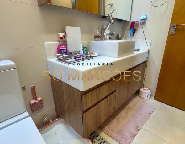 CASA DE 400M² À VENDA NO CONDOMÍNIO VILA SOGNO.