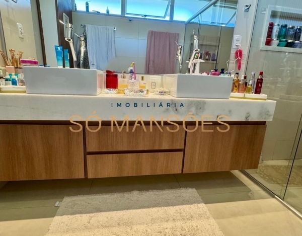 CASA DE 400M² À VENDA NO CONDOMÍNIO VILA SOGNO.