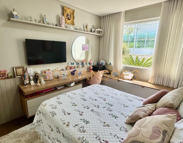 CASA DE 400M² À VENDA NO CONDOMÍNIO VILA SOGNO.