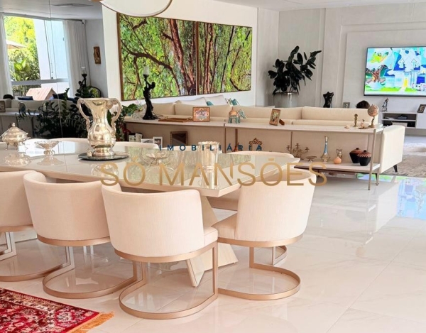 CASA DE 400M² À VENDA NO CONDOMÍNIO VILA SOGNO.