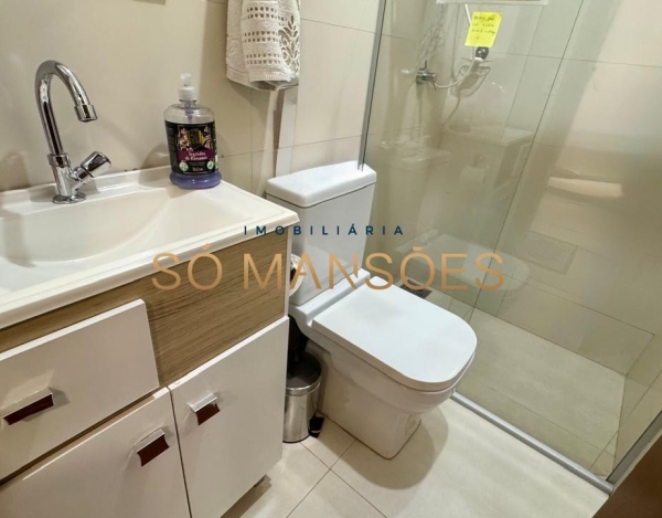 CASA DE 400M² À VENDA NO CONDOMÍNIO VILA SOGNO.