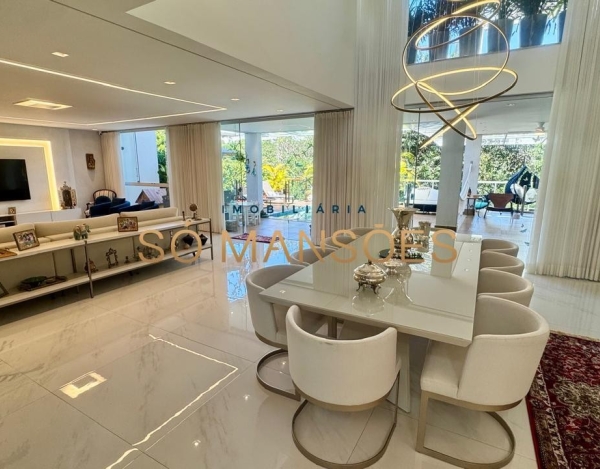 CASA DE 400M² À VENDA NO CONDOMÍNIO VILA SOGNO.