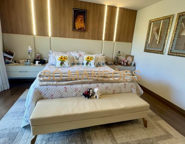 CASA DE 400M² À VENDA NO CONDOMÍNIO VILA SOGNO.
