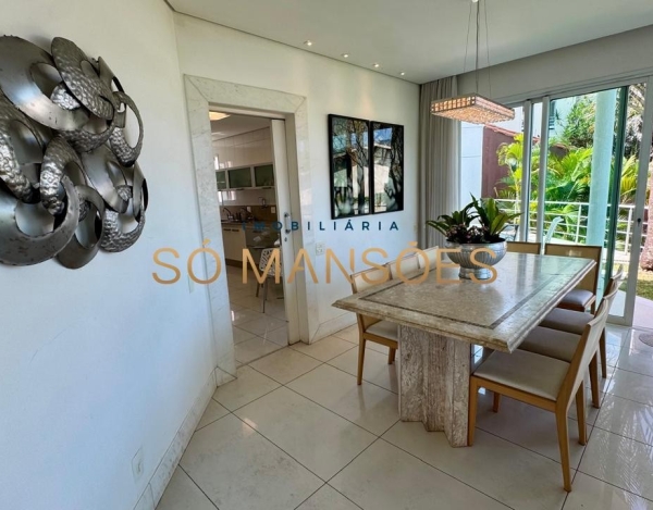 CASA DE 432M² EM LOTE DE 900M² À VENDA NO SÃO BENTO.