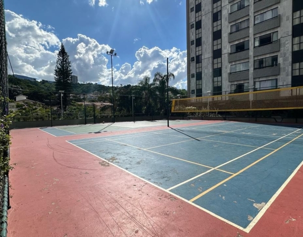 Apartamento de 104m² em localização estratégica no São Bento.