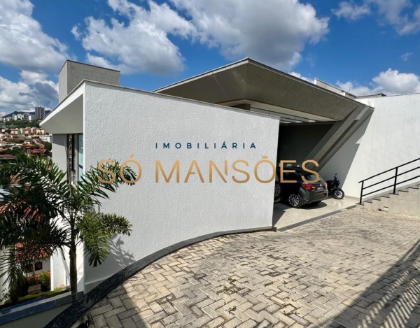 Casa contemporânea com 427m² à venda no São Bento.