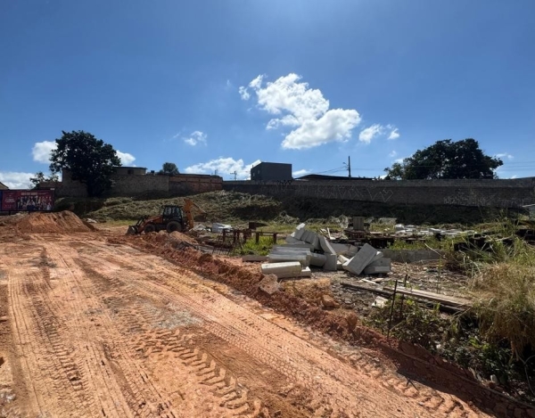 Lote de 2.963 m² à Venda no Floramar, Belo Horizonte - MG