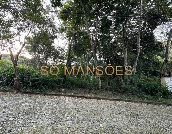 Lote de 1.729 m² à Venda no Ville de Montagne, Nova Lima - MG