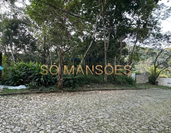 Lote de 1.729 m² à Venda no Ville de Montagne, Nova Lima - MG