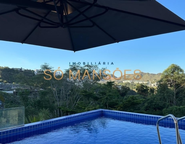 Casa Exclusiva de 459 m² à Venda com 4 Suítes e Vista Definitiva no Vale dos Cristais, Nova Lima - MG