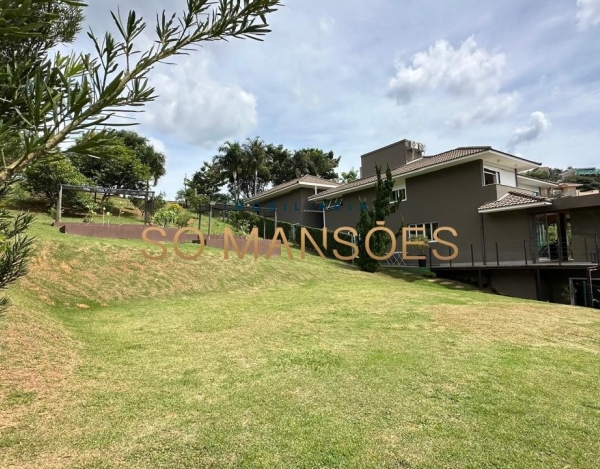 EXCLUSIVIDADE SÓ MANSÕES - CASA DE 459M² À VENDA NO VALE DOS CRISTAIS.