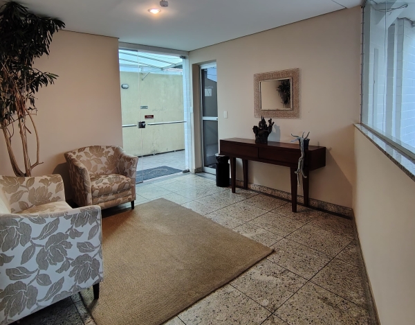APARTAMENTO DE 63M² À VENDA NO VALE DO SERRENO.