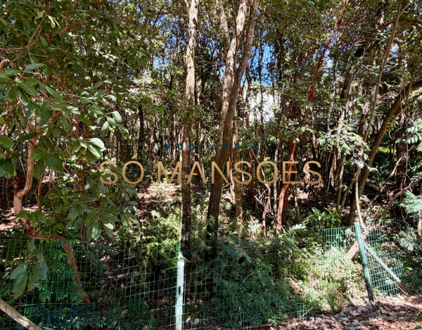 LOTE DE 1.396M² À VENDA NO CONDOMÍNIO QUINTAS DO SOL – FUNDO PARA ÁREA DE PRESERVAÇÃO