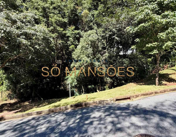 LOTE DE 1.396M² À VENDA NO CONDOMÍNIO QUINTAS DO SOL – FUNDO PARA ÁREA DE PRESERVAÇÃO