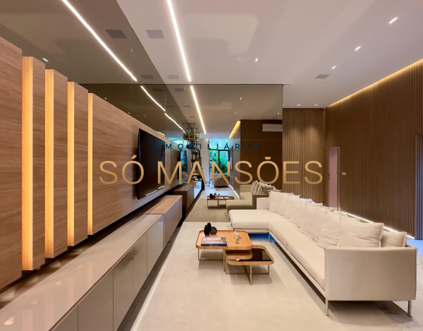 CASA DE 626M² À VENDA NO VALE DOS CRISTAIS — DESIGN EXCLUSIVO, VISTA DESLUMBRANTE E SOFISTICAÇÃO EM CADA DETALHE.