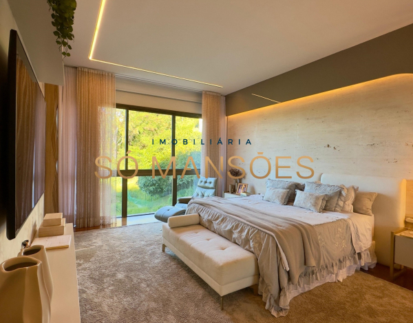 CASA DE 626M² À VENDA NO VALE DOS CRISTAIS — DESIGN EXCLUSIVO, VISTA DESLUMBRANTE E SOFISTICAÇÃO EM CADA DETALHE.