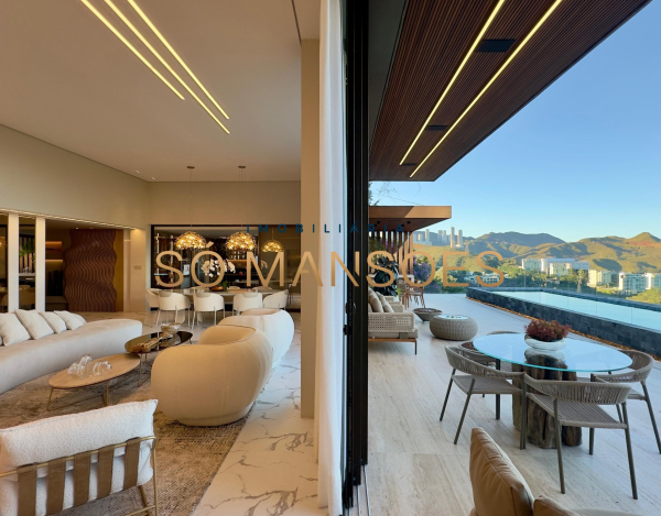 CASA DE 626M² À VENDA NO VALE DOS CRISTAIS — DESIGN EXCLUSIVO, VISTA DESLUMBRANTE E SOFISTICAÇÃO EM CADA DETALHE.