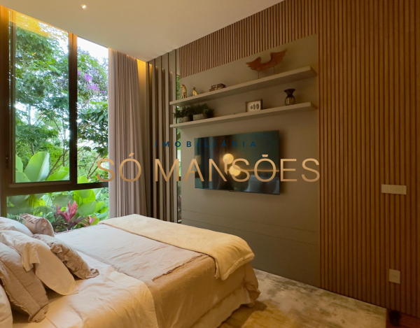CASA DE 626M² À VENDA NO VALE DOS CRISTAIS — DESIGN EXCLUSIVO, VISTA DESLUMBRANTE E SOFISTICAÇÃO EM CADA DETALHE.