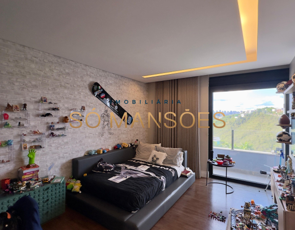 MAIS UMA EXCLUSIVIDADE NO VALE DOS CRISTAIS. CASA COM QUADRA DE BEACH TENNIS À VENDA NO VALE DOS CRISTAIS.