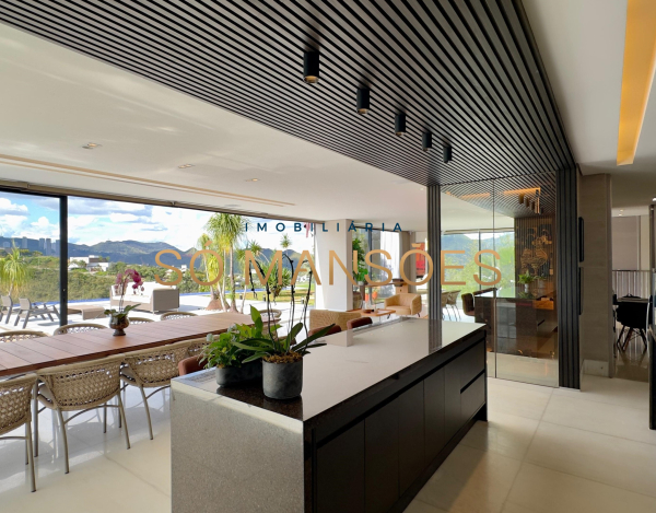 MAIS UMA EXCLUSIVIDADE NO VALE DOS CRISTAIS. CASA COM QUADRA DE BEACH TENNIS À VENDA NO VALE DOS CRISTAIS.