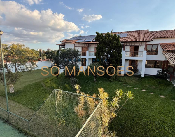 RESIDÊNCIA EM TERRENO DE 5.100M² COM APROXIMADAMENTE 1.600M² DE ÁREA CONSTRUÍDA À VENDA NO BANDEIRANTES.