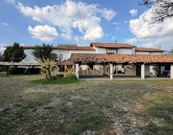 Casa de Luxo de 1.674 m² à Venda com 6 Suítes e Lazer Completo no Bandeirantes (Pampulha), Belo Horizonte - MG