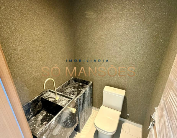 CASA DE 451M² À VENDA NO CONDOMÍNIO COSTA LAGUNA.