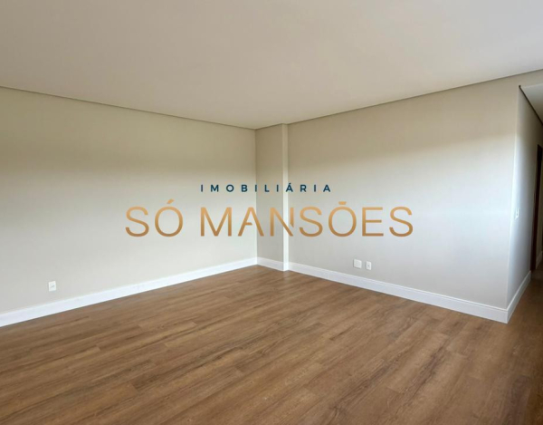 CASA DE 451M² À VENDA NO CONDOMÍNIO COSTA LAGUNA.