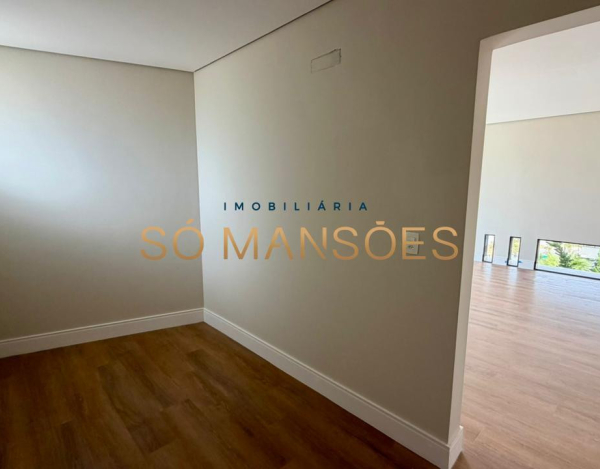 CASA DE 451M² À VENDA NO CONDOMÍNIO COSTA LAGUNA.