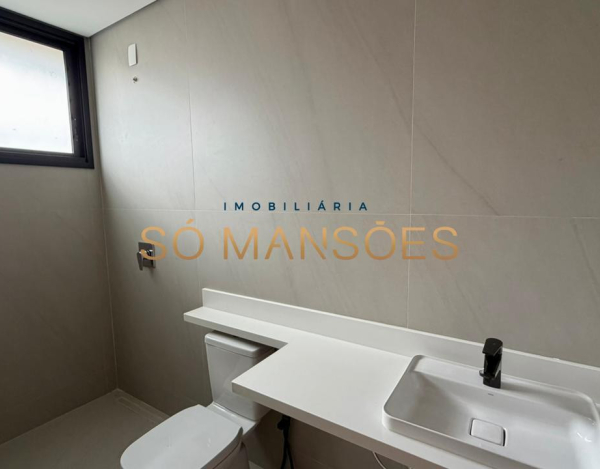 CASA DE 451M² À VENDA NO CONDOMÍNIO COSTA LAGUNA.