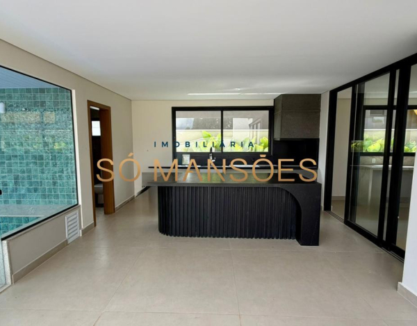 CASA DE 451M² À VENDA NO CONDOMÍNIO COSTA LAGUNA.