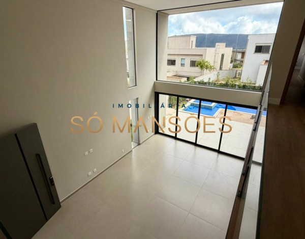 CASA DE 451M² À VENDA NO CONDOMÍNIO COSTA LAGUNA.