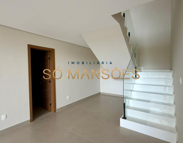 CASA DE 451M² À VENDA NO CONDOMÍNIO COSTA LAGUNA.