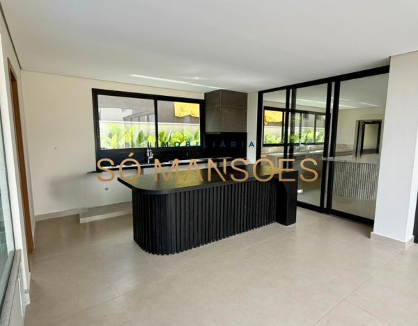 CASA DE 451M² À VENDA NO CONDOMÍNIO COSTA LAGUNA.