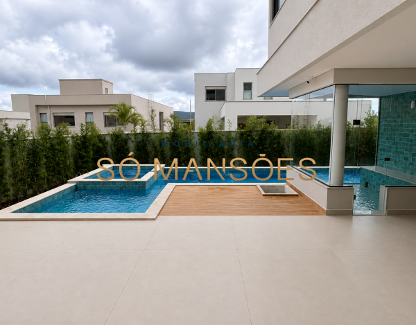 CASA DE 451M² À VENDA NO CONDOMÍNIO COSTA LAGUNA.