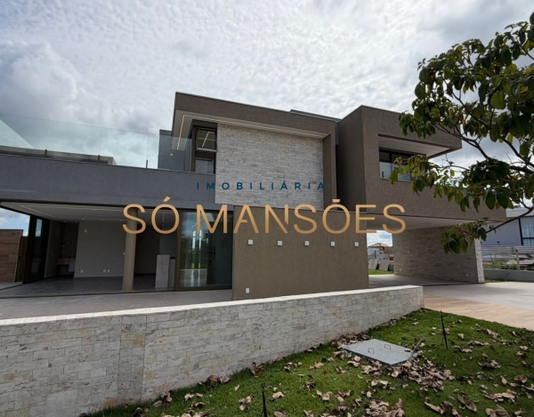 Casa de Alto Padrão de 300 m² à Venda com 3 Suítes e Espaço Gourmet no Condomínio Gran Royalle, Confins - MG