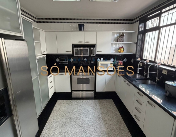 CASA DE 457M² À VENDA NO BAIRRO SÃO LUIZ — PAMPULHA