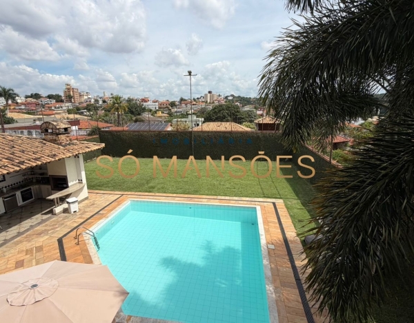 CASA DE 457M² À VENDA NO BAIRRO SÃO LUIZ — PAMPULHA