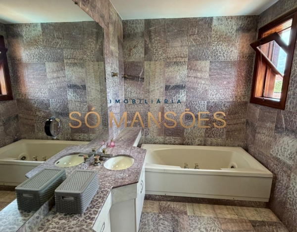 CASA DE 457M² À VENDA NO BAIRRO SÃO LUIZ — PAMPULHA