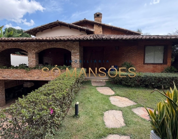 Casa de Luxo de 456 m² à Venda com 4 Suítes e Espaço Gourmet no São Luiz, Belo Horizonte - MG